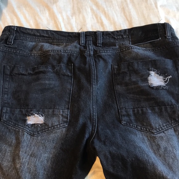 COPY - Switch shorts self cut slim taper 38 Waist - Picture 4 of 4